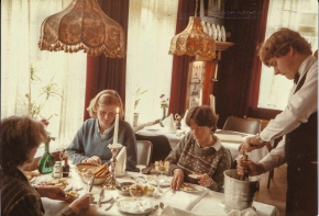 Hotel Restaurant Zomerdijk 1983 april - Klik op de foto voor een grotere versie en meer informatie...