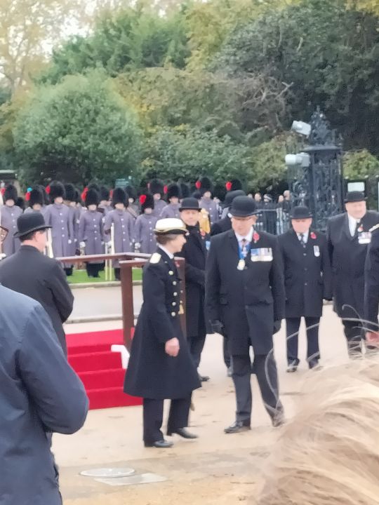 Dick Doornik bezocht herdenkingen voor en op Remembrance Sunday - Afbeelding 3